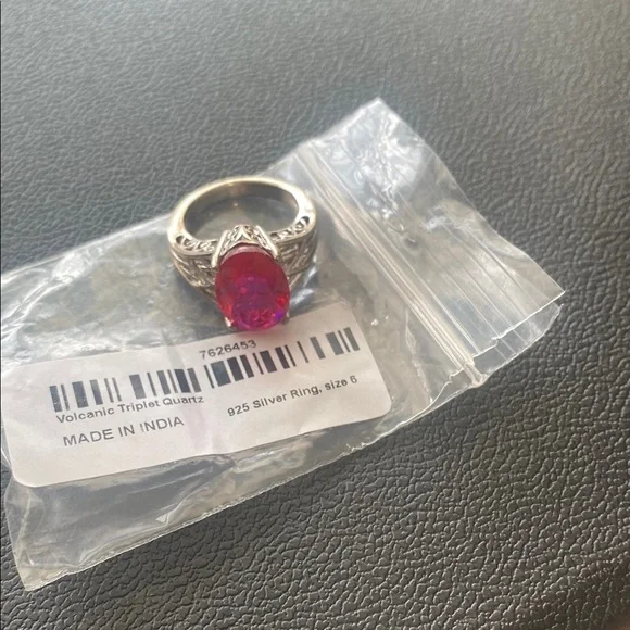 NWT Elegant Volcanic Fuchsia quartz size 6 Sterling - Picture 5 of 6